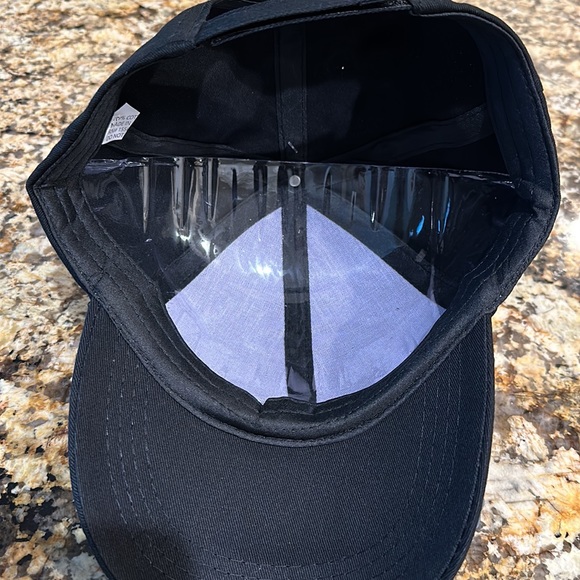 NWT black and rhinestone cap - Picture 3 of 4